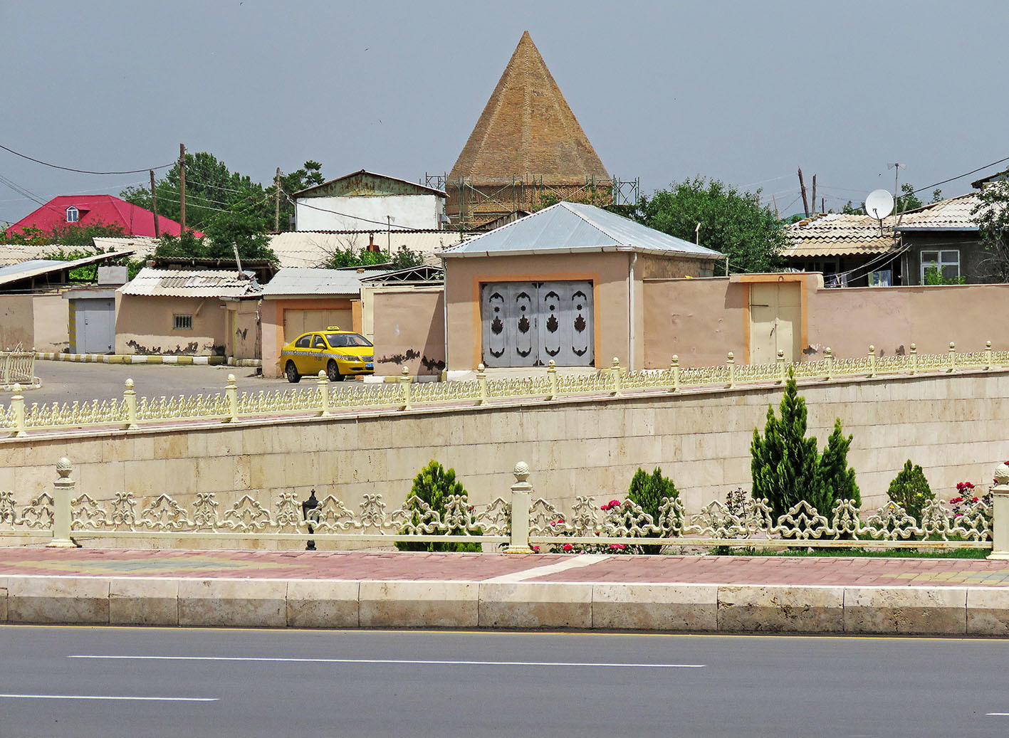 Nakhchivan (Naxçıvan, Նախիջևան, Нахичевань)